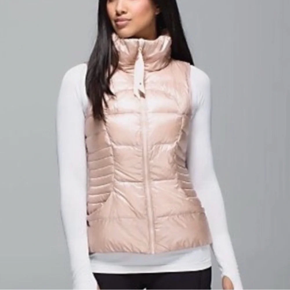 2013 Lululemon Fluffin’ Awesome Vest Rose Gold Size 6 Ultra Rare Goose Down Vest